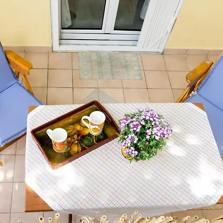 Irene Seafront Apartment Néoi Epivátai Dış mekan fotoğraf