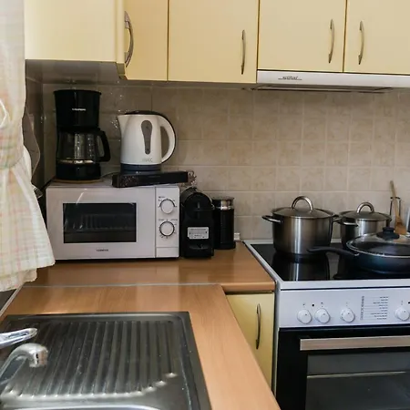 Irene Seafront Apartment Néoi Epivátai Dış mekan fotoğraf